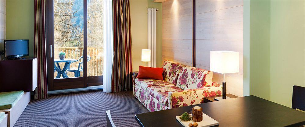 Hotel Sansicario Majestic Cesana Torinese Exterior foto